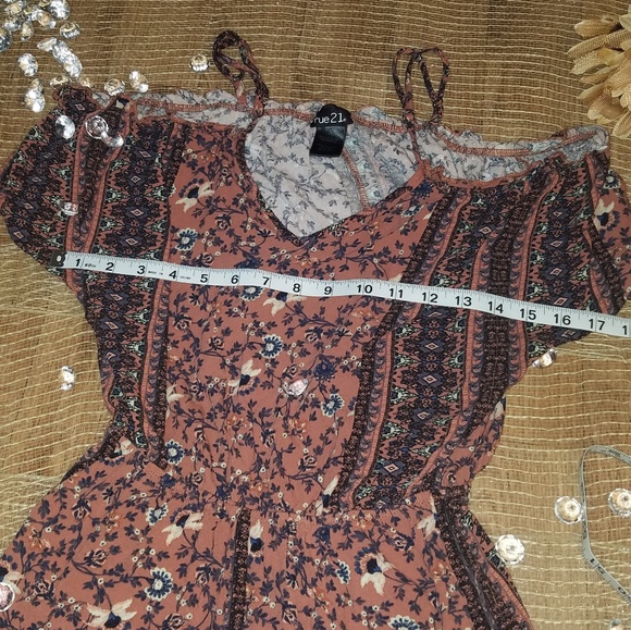 Cute Romper by Rue 21 - Picture 5 of 7